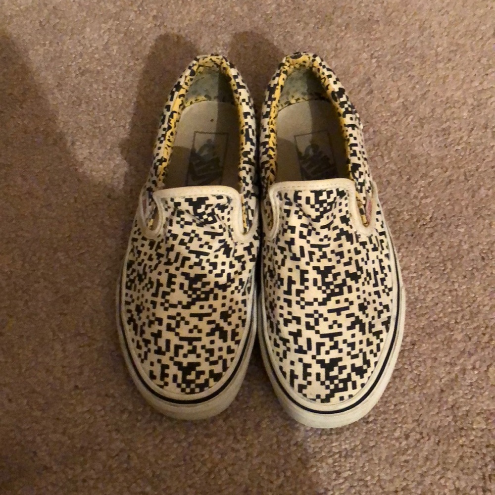 Vans - Picture 2 of 5